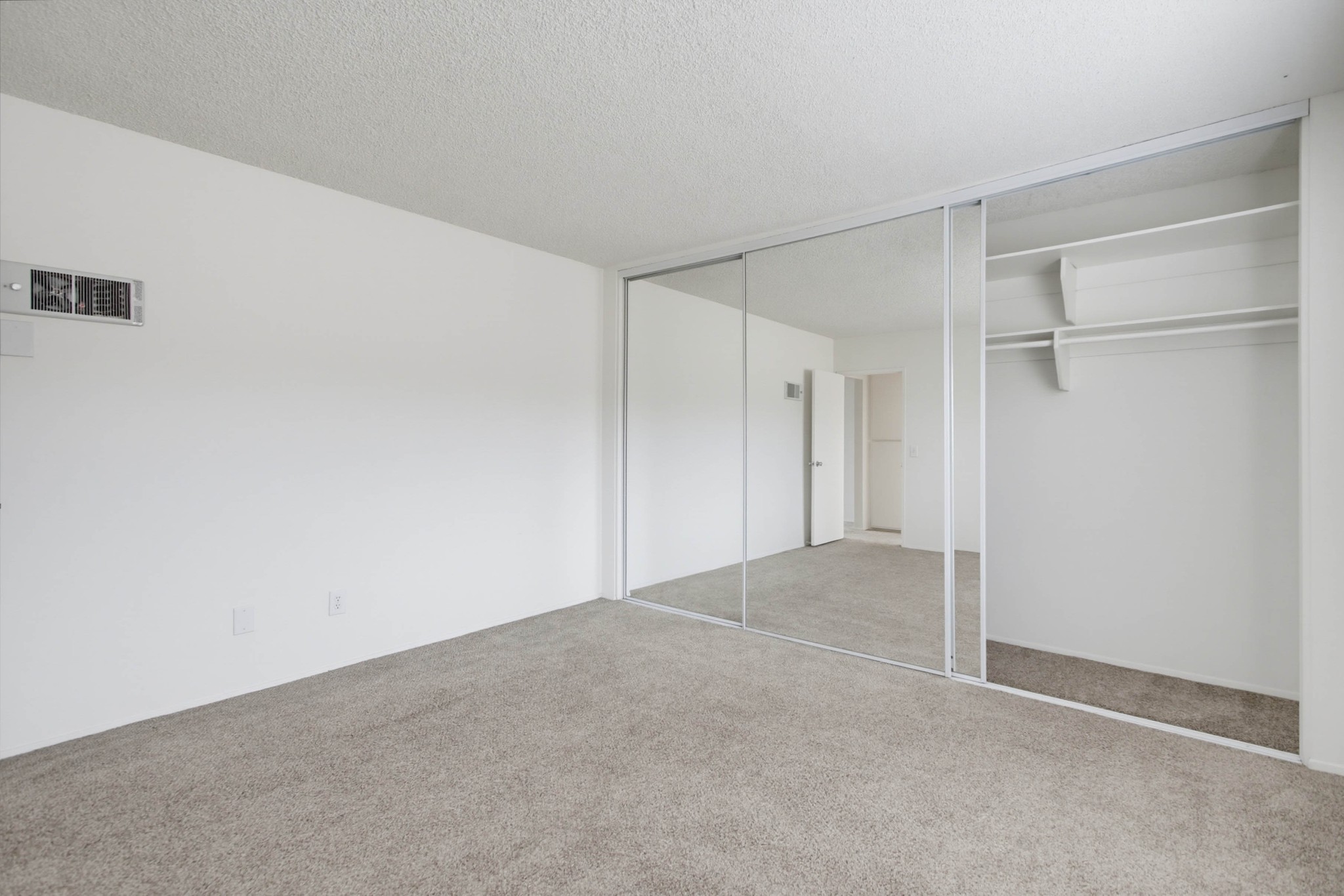 Virtual tour photo 59 of 91 for 4649 Voltaire St