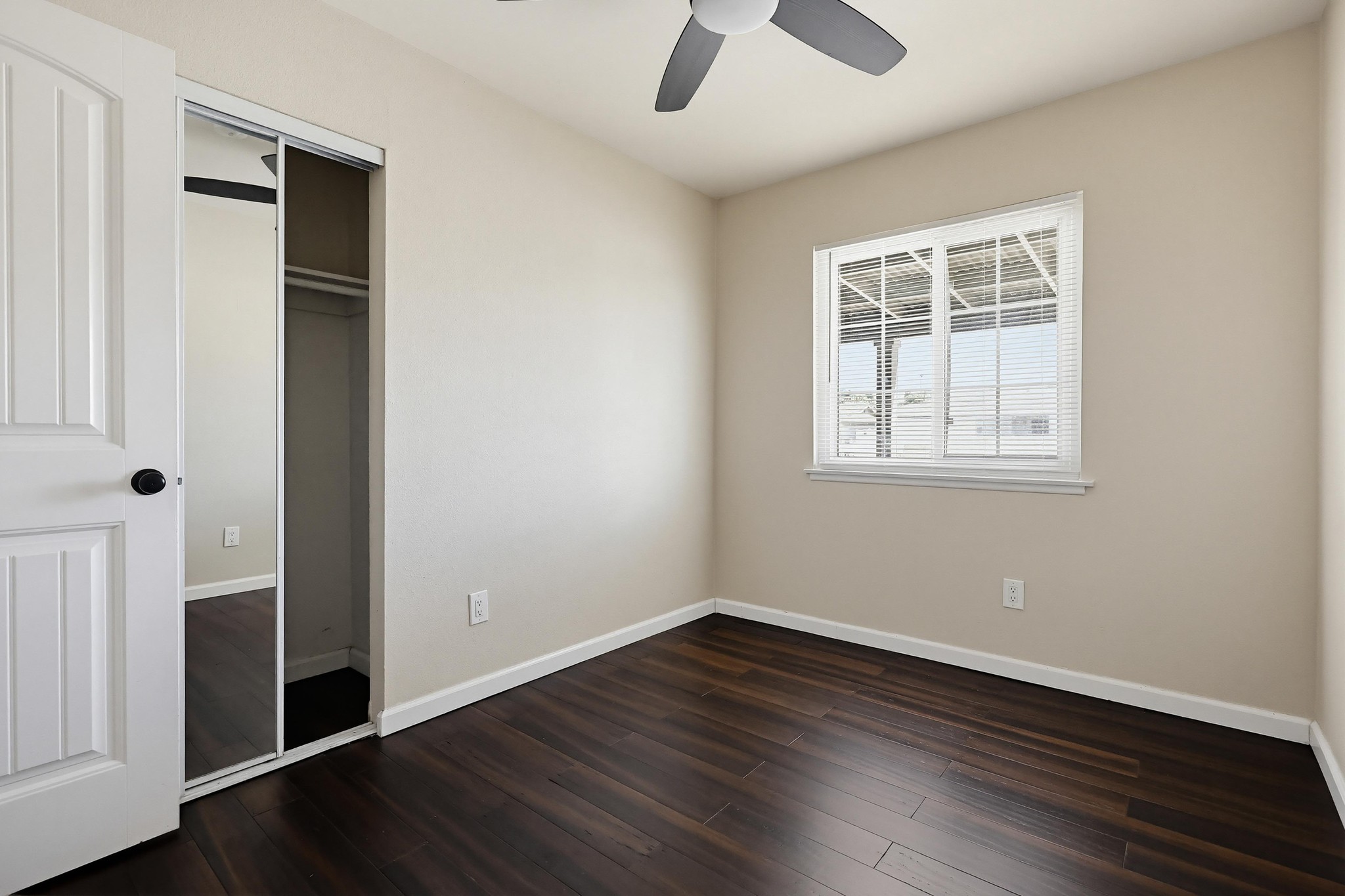Virtual tour photo 36 of 67 for 465 Meadowbrook Dr