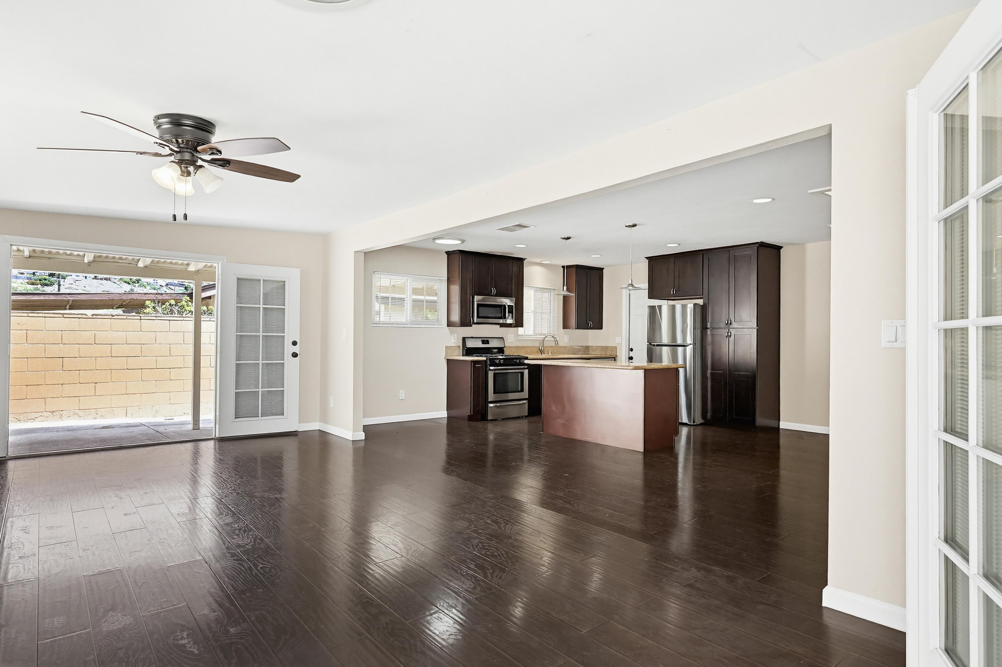 Virtual tour photo 43 of 67 for 465 Meadowbrook Dr