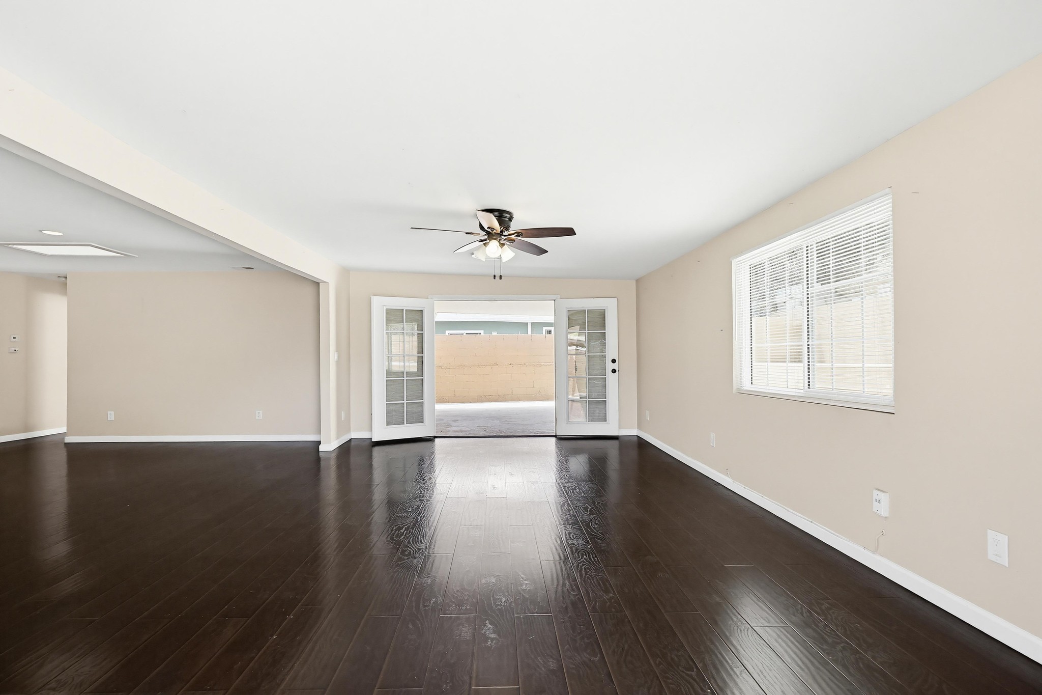 Virtual tour photo 44 of 67 for 465 Meadowbrook Dr