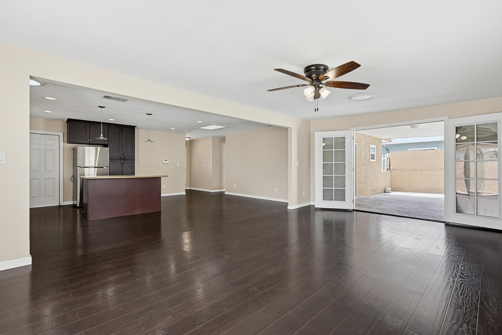 Virtual tour photo 45 of 67 for 465 Meadowbrook Dr