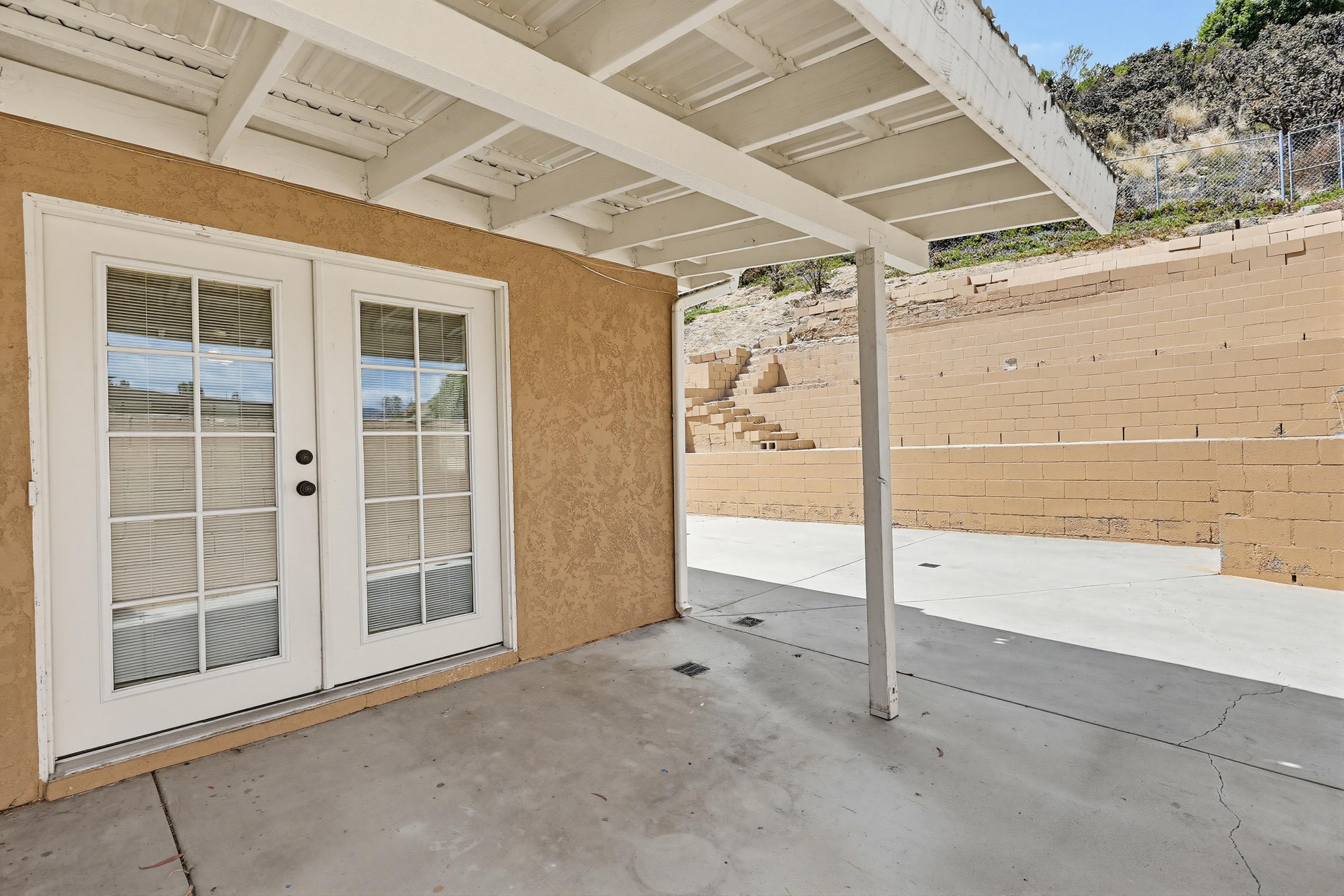 Virtual tour photo 47 of 67 for 465 Meadowbrook Dr