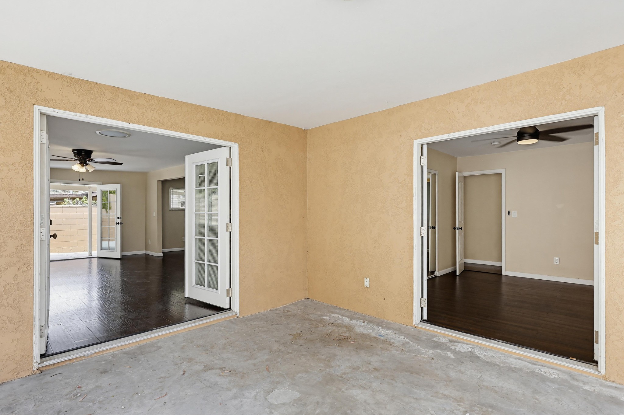 Virtual tour photo 48 of 67 for 465 Meadowbrook Dr