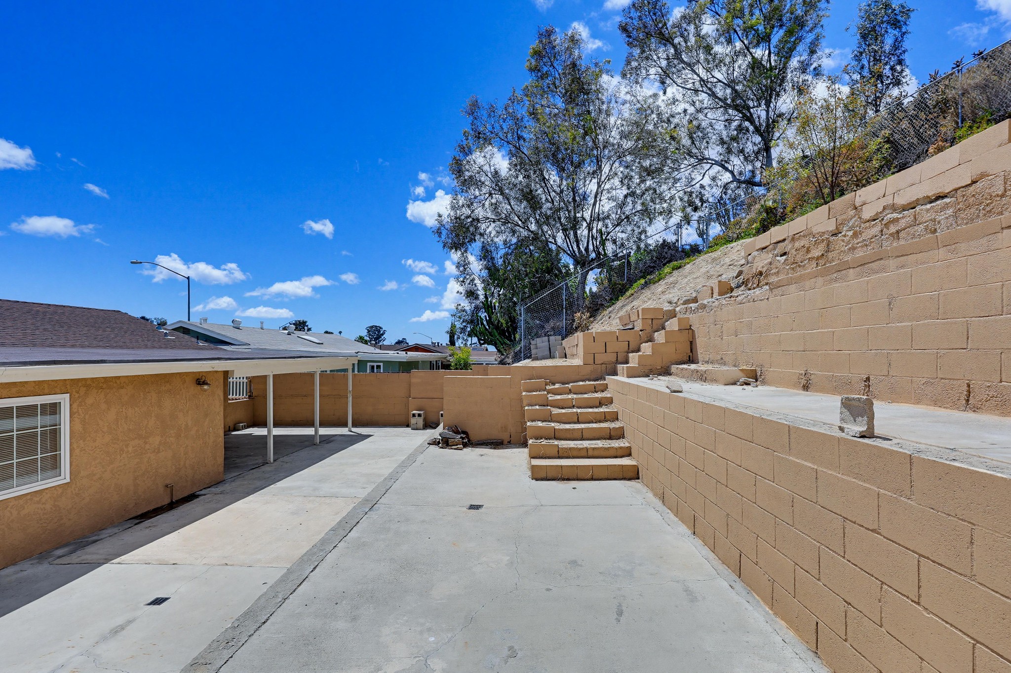 Virtual tour photo 56 of 67 for 465 Meadowbrook Dr