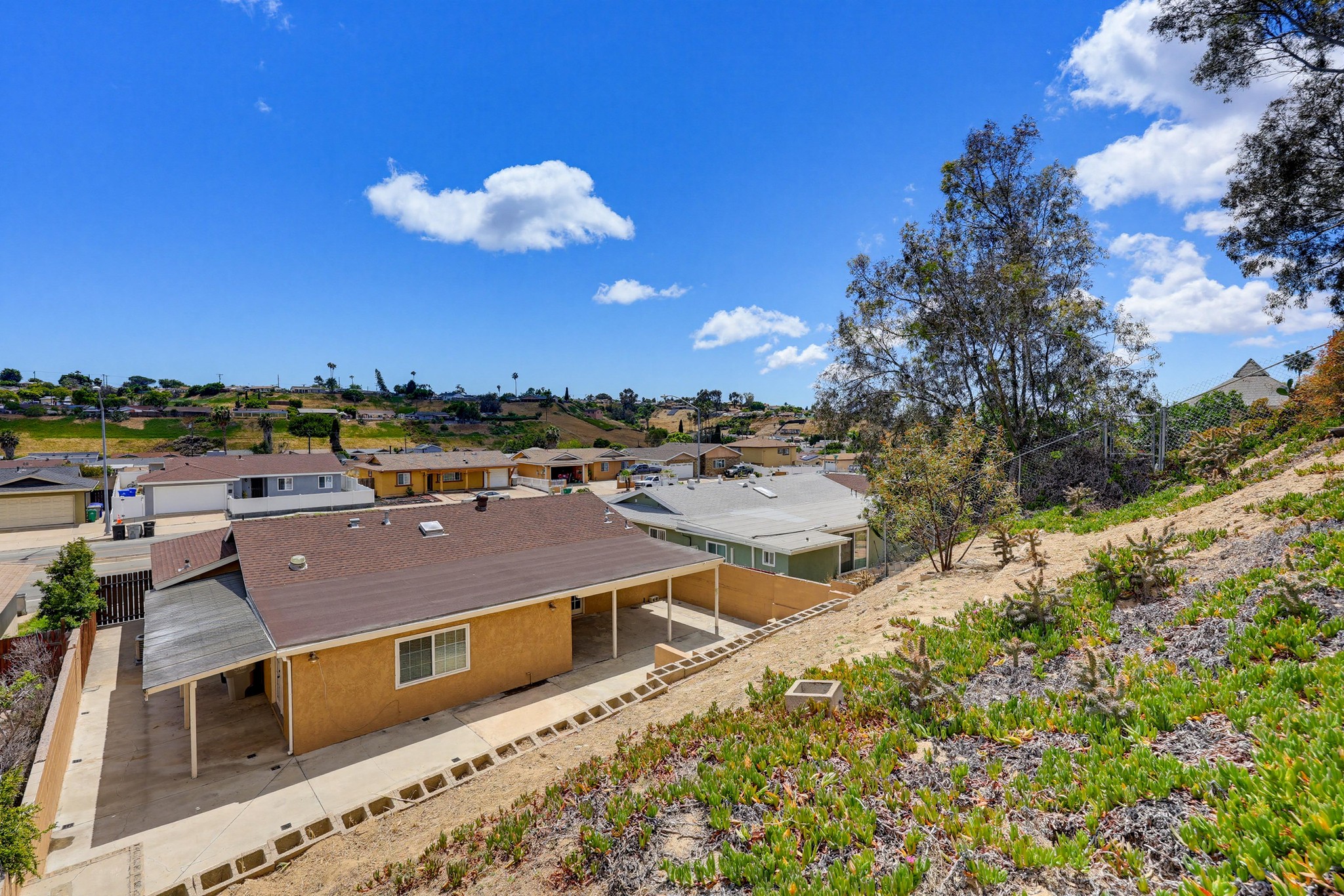 Virtual tour photo 61 of 67 for 465 Meadowbrook Dr