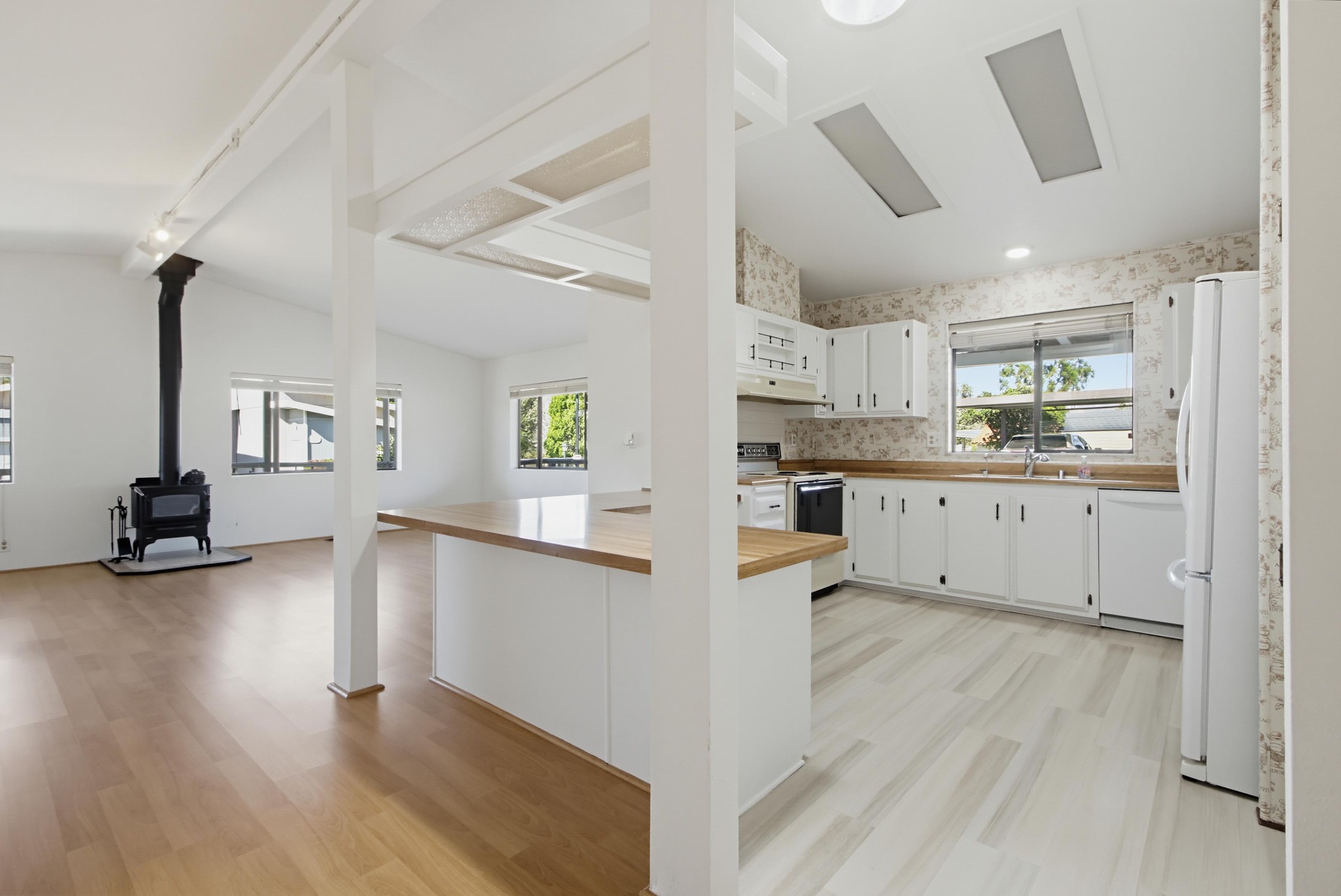 Virtual tour photo 18 of 68 for 4650 Dulin Rd Spc 219