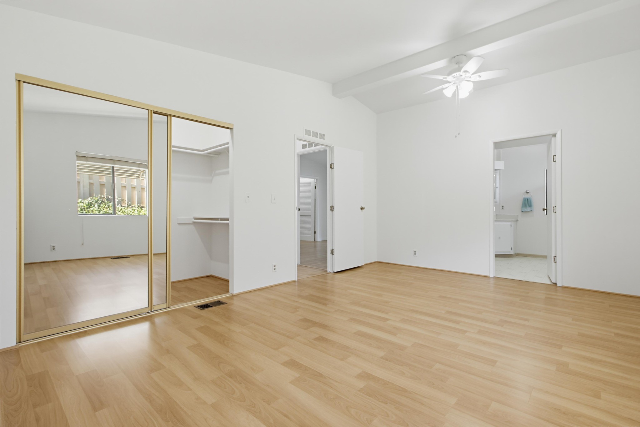Virtual tour photo 36 of 68 for 4650 Dulin Rd Spc 219