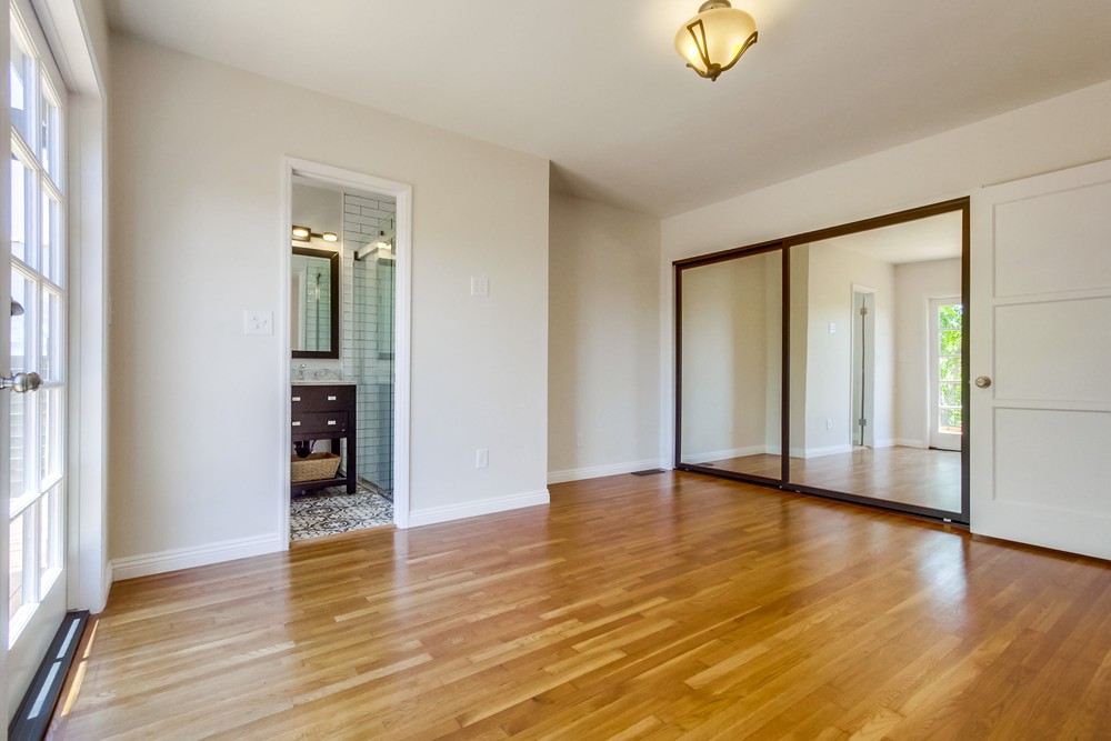 Virtual tour photo 21 of 35 for 4651 E Talmadge Dr