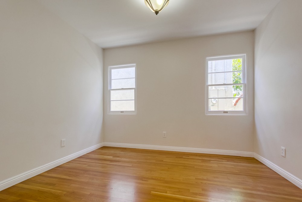 Virtual tour photo 26 of 35 for 4651 E Talmadge Dr