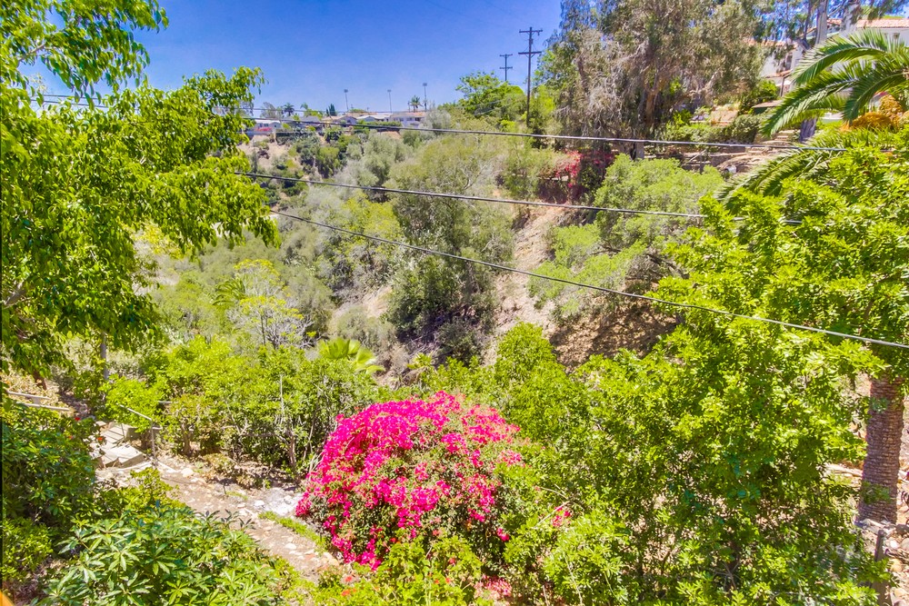 Virtual tour photo 36 of 35 for 4651 E Talmadge Dr