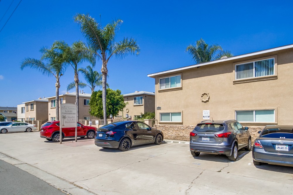 Virtual tour photo 4 of 40 for 4654 33rd St