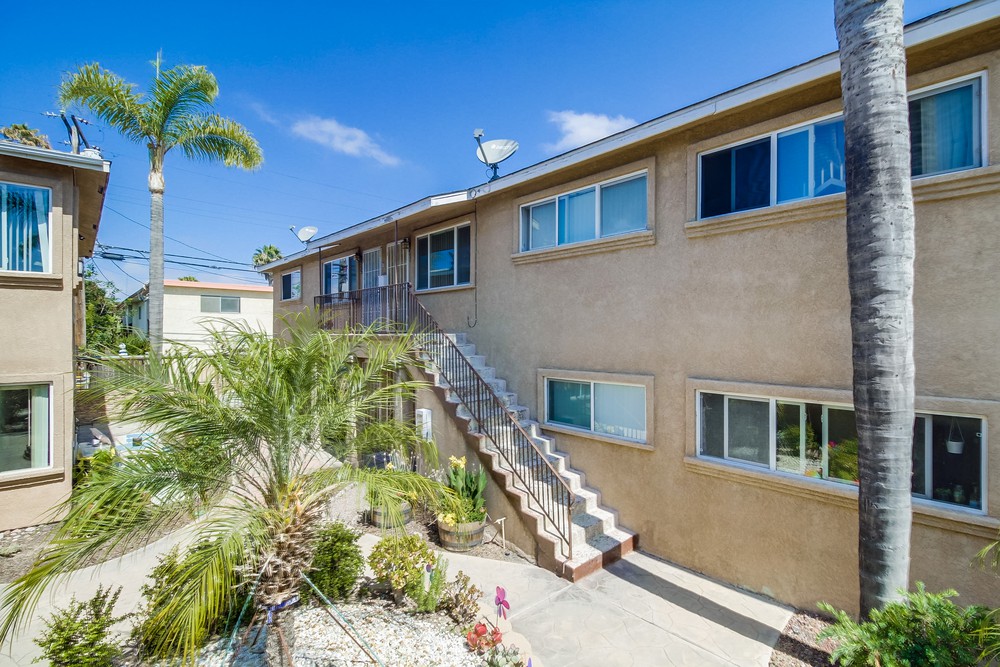 Virtual tour photo 14 of 40 for 4654 33rd St