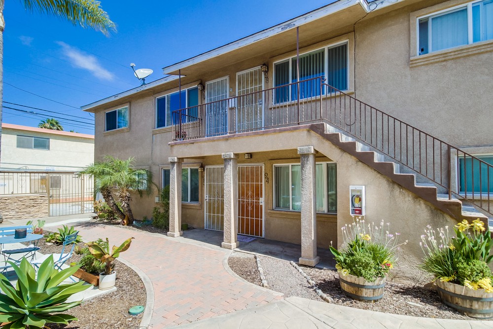 Virtual tour photo 20 of 40 for 4654 33rd St