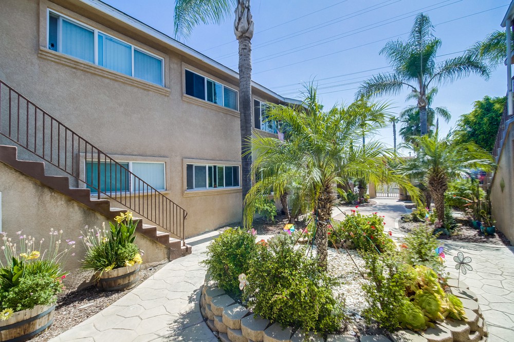 Virtual tour photo 21 of 40 for 4654 33rd St