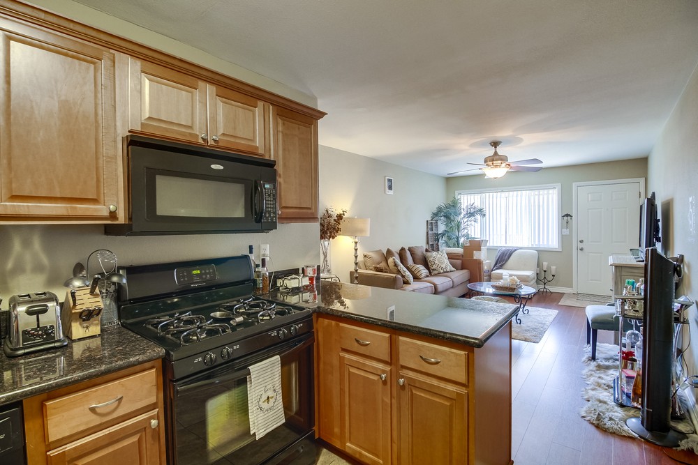 Virtual tour photo 33 of 40 for 4654 33rd St