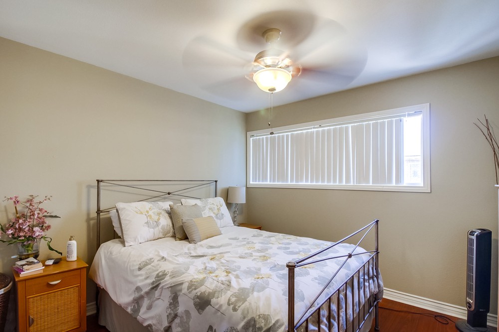 Virtual tour photo 38 of 40 for 4654 33rd St