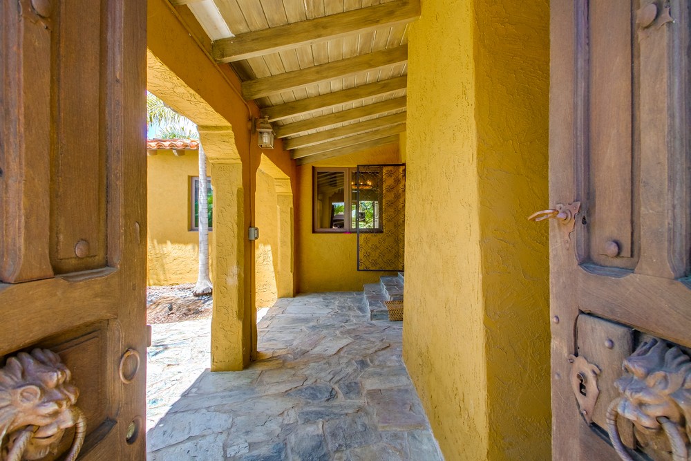 Virtual tour photo 5 of 45 for 4654 Constance Drive