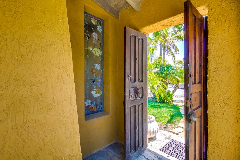 Virtual tour photo 6 of 45 for 4654 Constance Drive