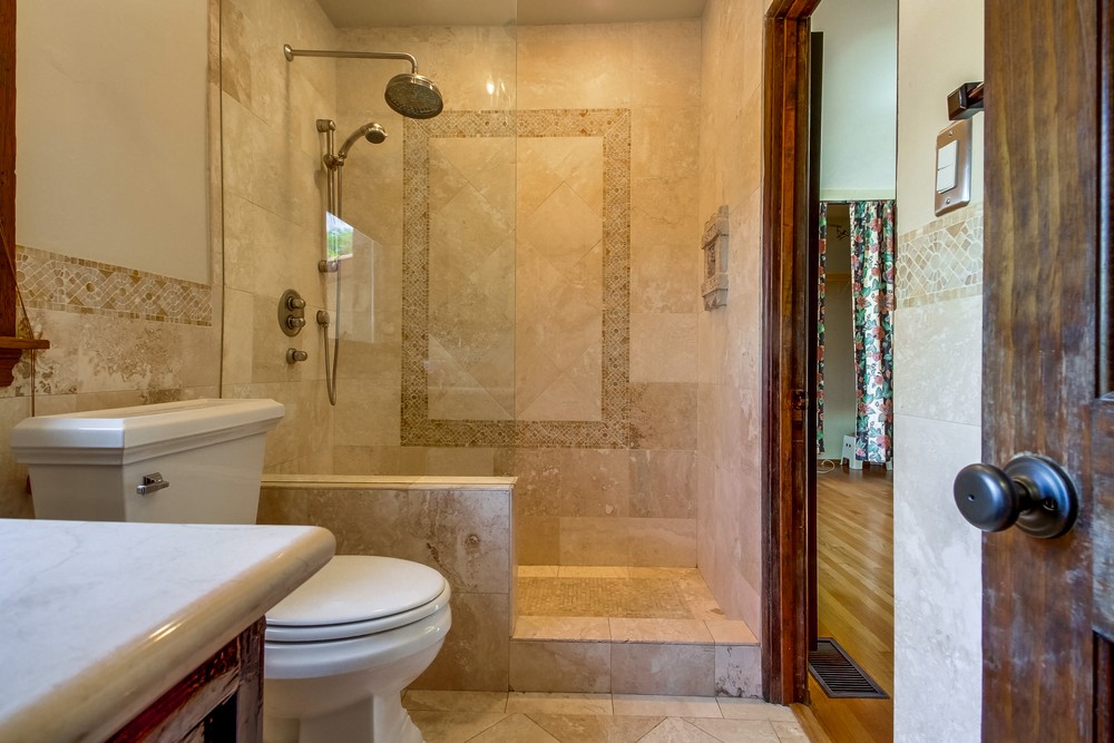 Virtual tour photo 19 of 45 for 4654 Constance Drive