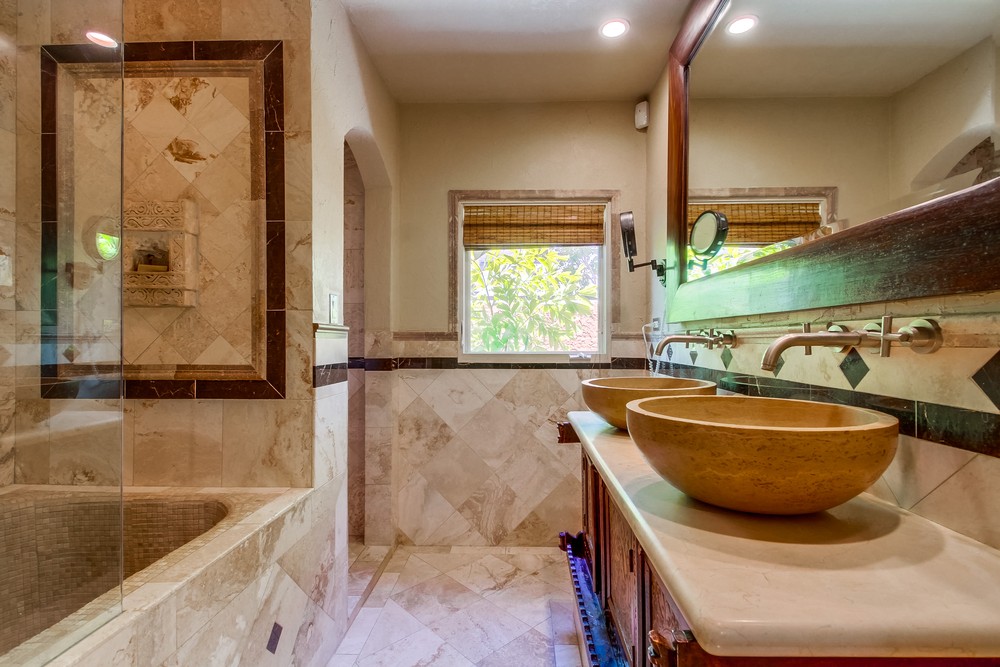 Virtual tour photo 31 of 45 for 4654 Constance Drive