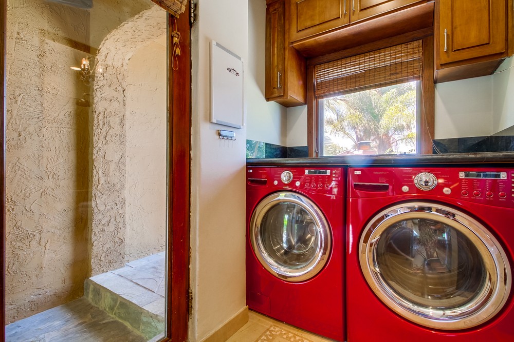 Virtual tour photo 34 of 45 for 4654 Constance Drive