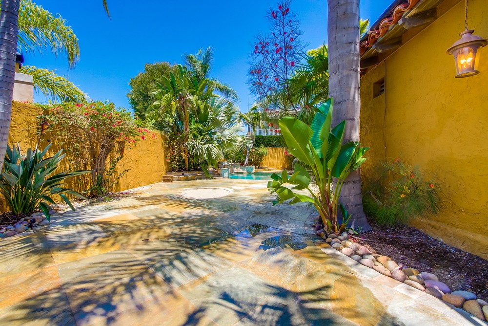 Virtual tour photo 36 of 45 for 4654 Constance Drive