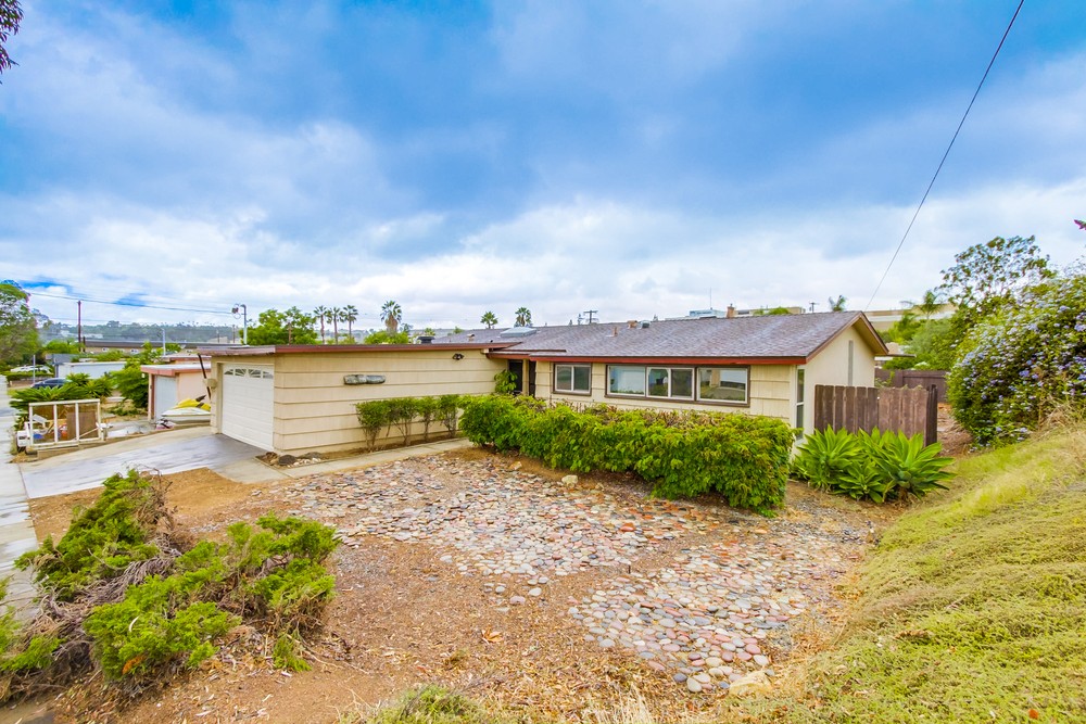 Virtual tour photo 4 of 35 for 4654 Glacier Ave