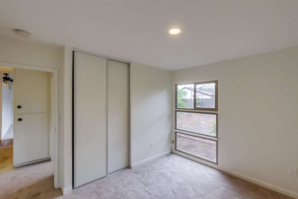 Virtual tour photo 27 of 35 for 4654 Glacier Ave