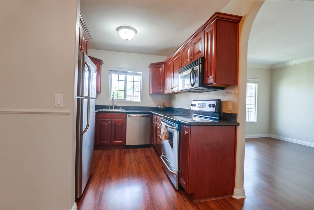 Virtual tour photo 14 of 23 for 4655 Ohio St UNIT 17