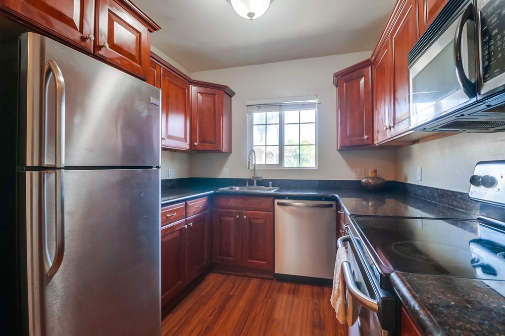 Virtual tour photo 16 of 23 for 4655 Ohio St UNIT 17