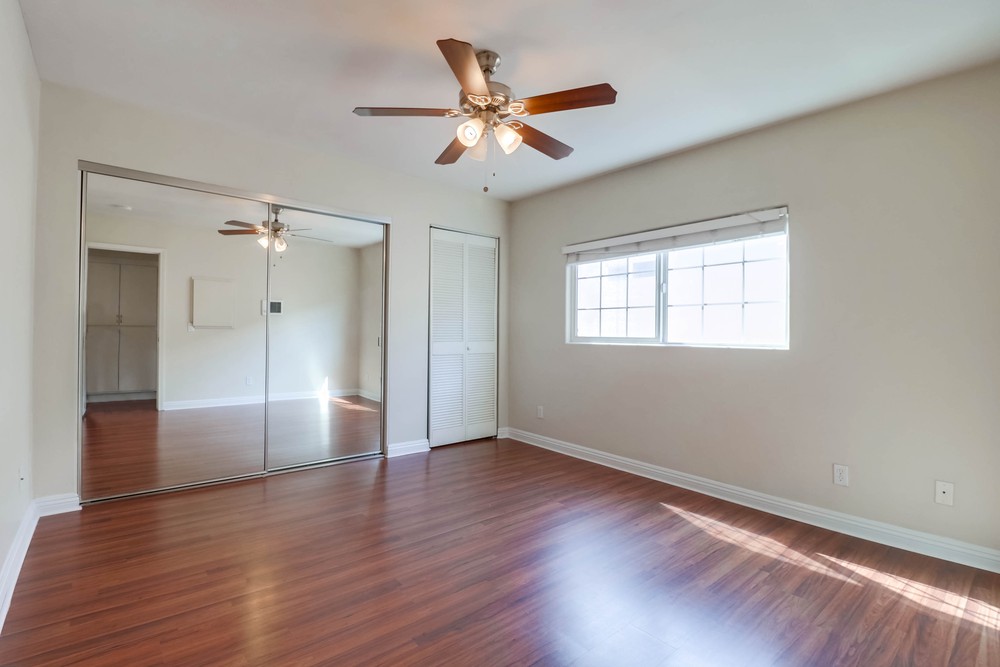 Virtual tour photo 19 of 23 for 4655 Ohio St UNIT 17