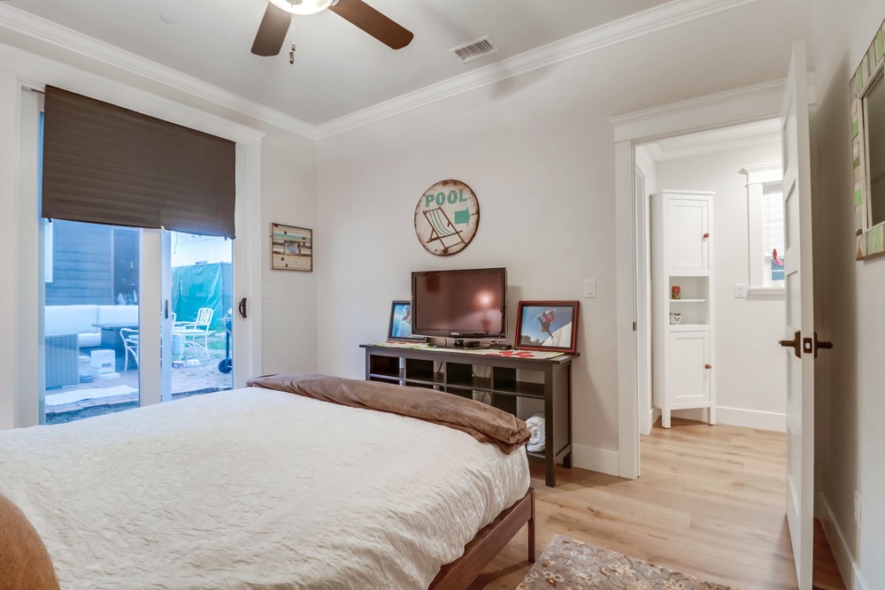 Virtual tour photo 60 of 90 for 4659 Coronado Ave