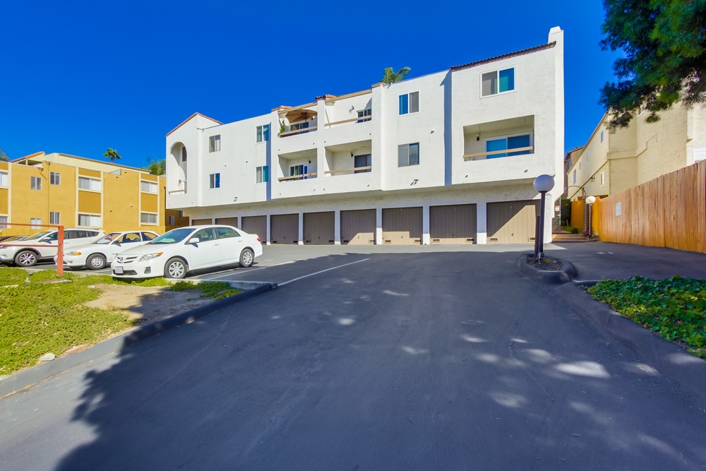 Virtual tour photo 1 of 37 for 4659 Texas St #4