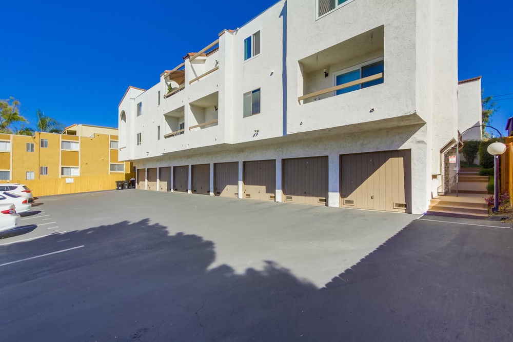 Virtual tour photo 4 of 37 for 4659 Texas St #4