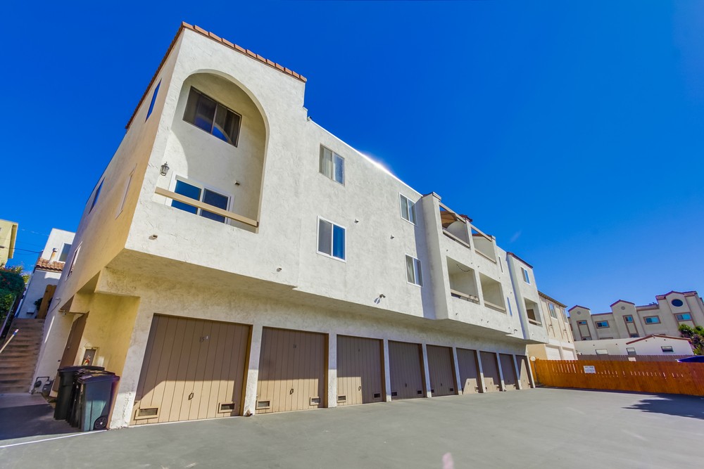 Virtual tour photo 6 of 37 for 4659 Texas St #4