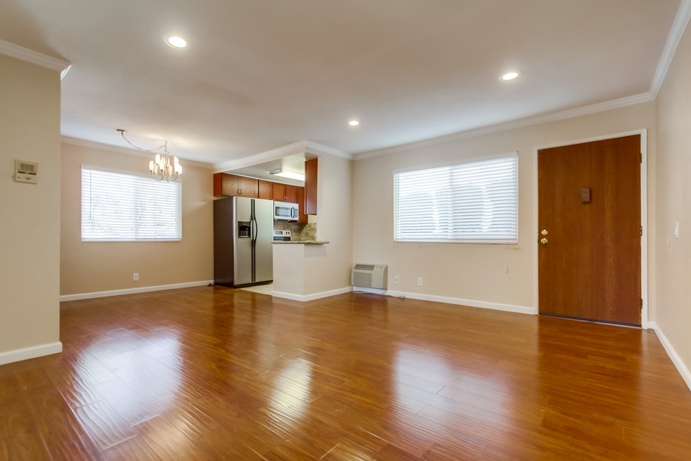 Virtual tour photo 16 of 37 for 4659 Texas St #4