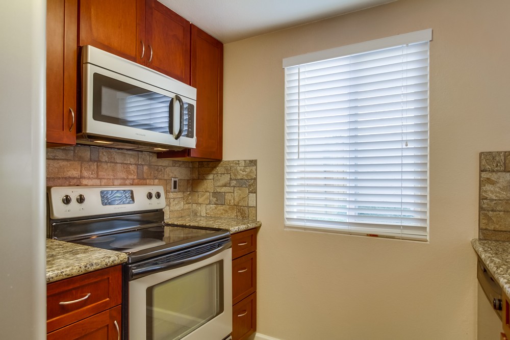 Virtual tour photo 23 of 37 for 4659 Texas St #4