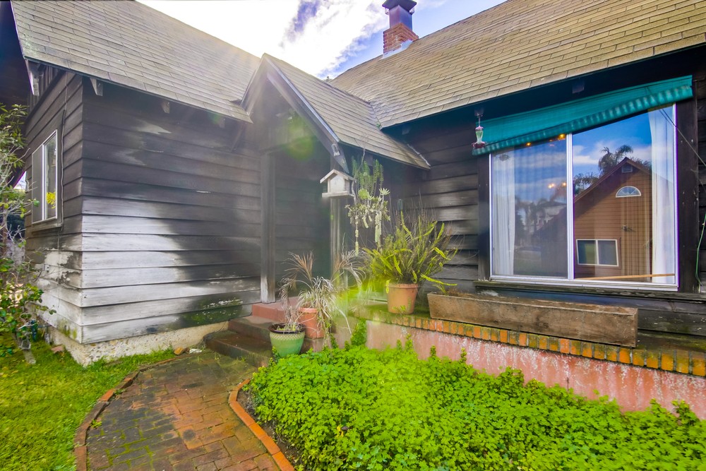 Virtual tour photo 5 of 55 for 4661 Coronado Ave