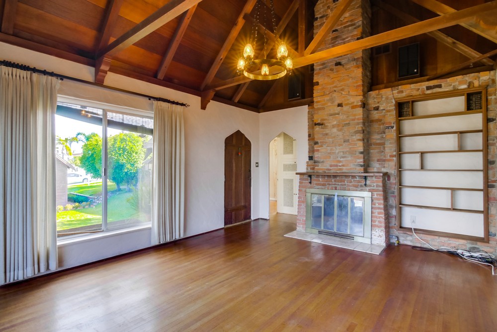 Virtual tour photo 8 of 55 for 4661 Coronado Ave
