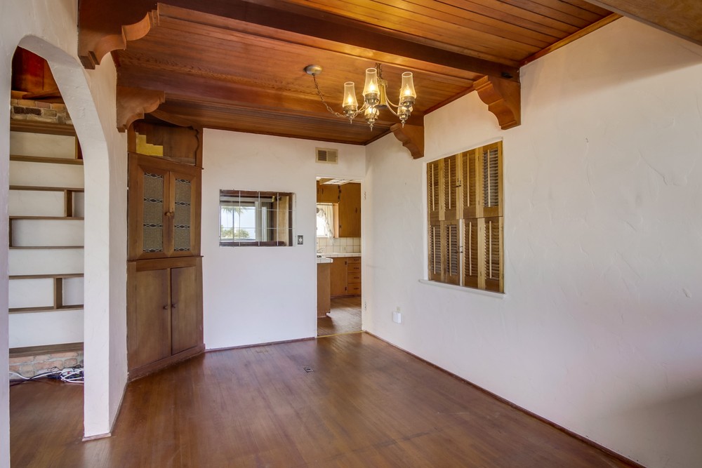 Virtual tour photo 13 of 55 for 4661 Coronado Ave