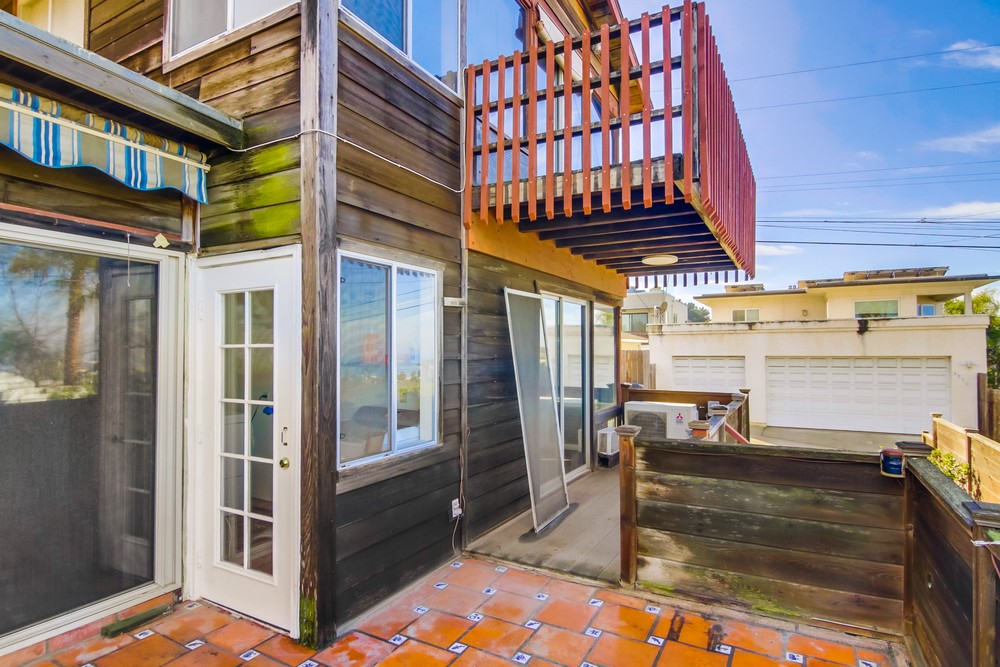Virtual tour photo 20 of 55 for 4661 Coronado Ave