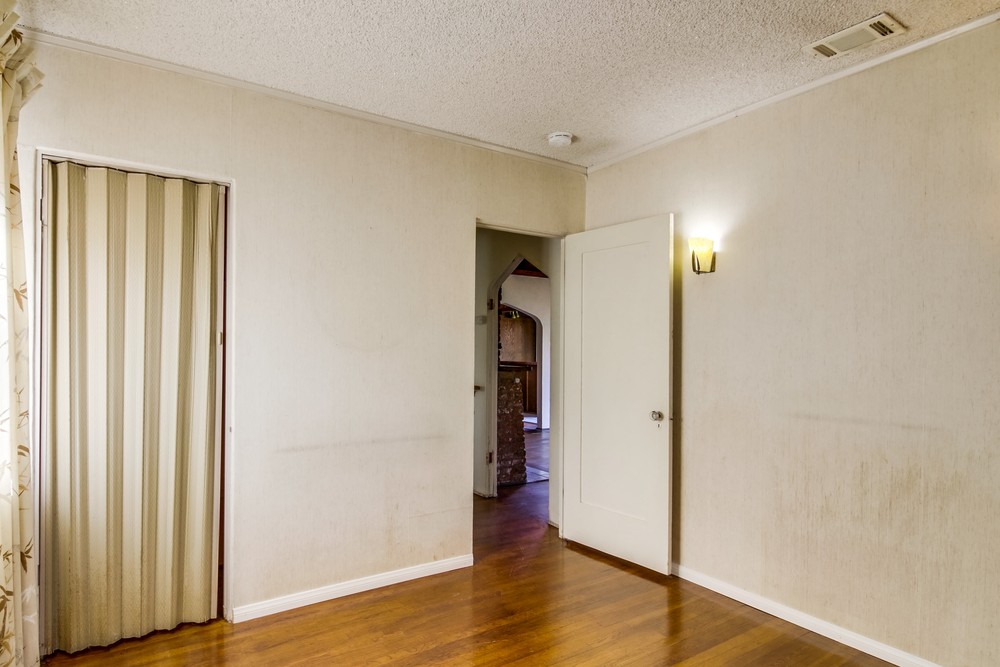 Virtual tour photo 29 of 55 for 4661 Coronado Ave