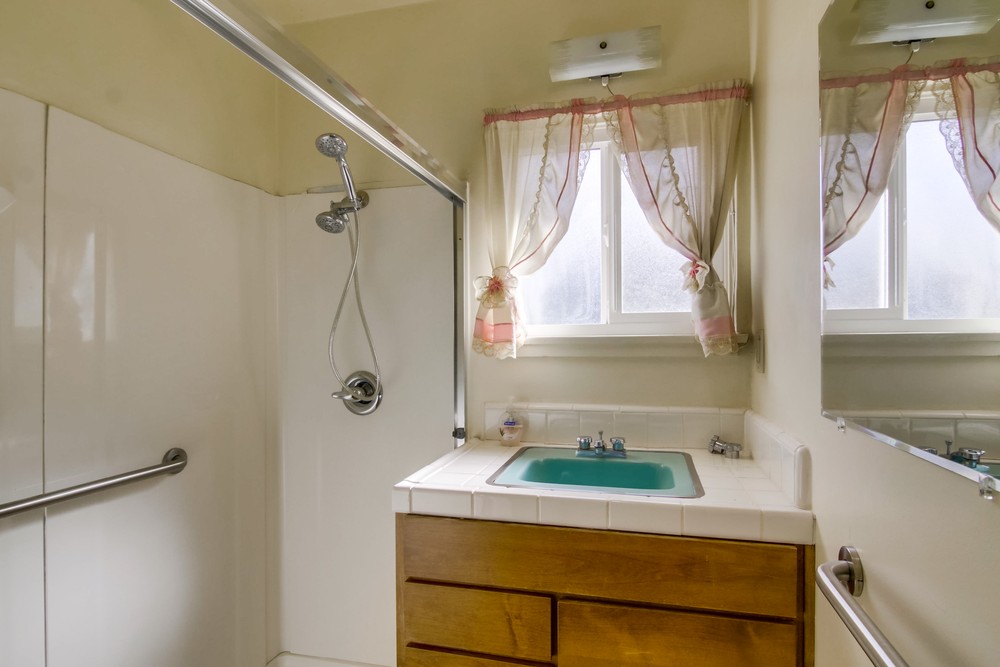 Virtual tour photo 30 of 55 for 4661 Coronado Ave