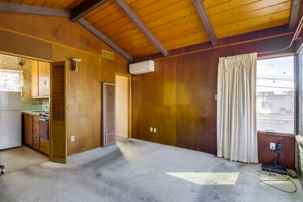 Virtual tour photo 39 of 55 for 4661 Coronado Ave