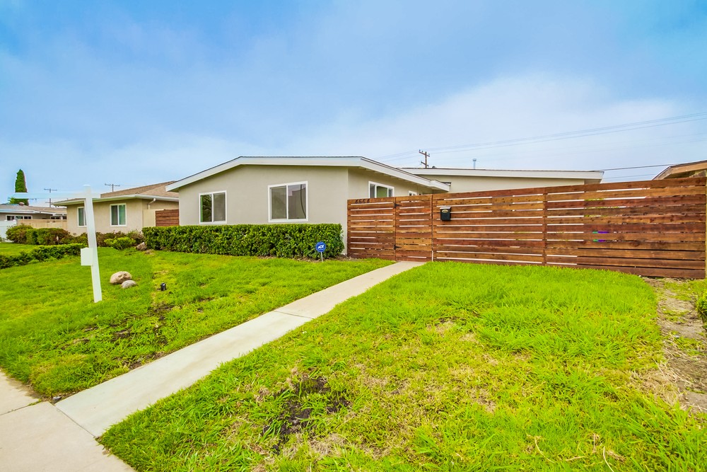 Virtual tour photo 1 of 64 for 4664 Clairemont Dr