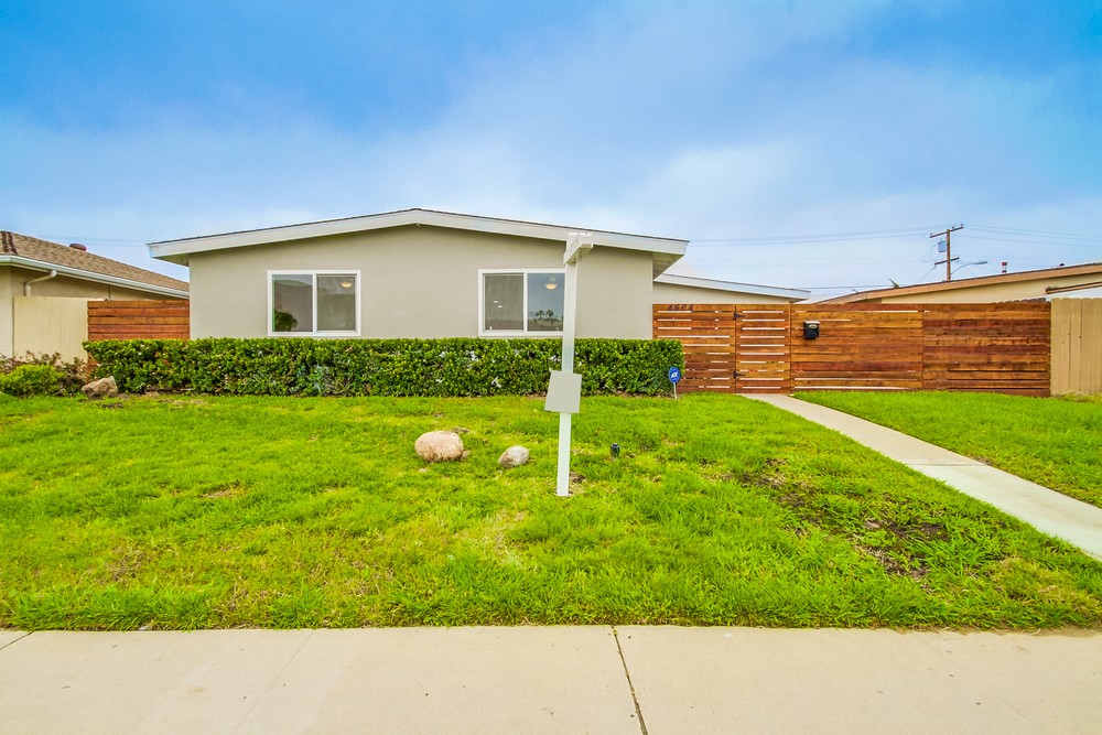 Virtual tour photo 4 of 64 for 4664 Clairemont Dr