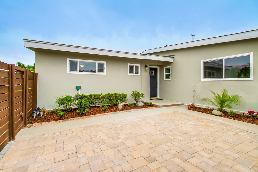Virtual tour photo 12 of 64 for 4664 Clairemont Dr