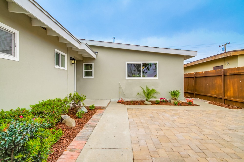 Virtual tour photo 13 of 64 for 4664 Clairemont Dr