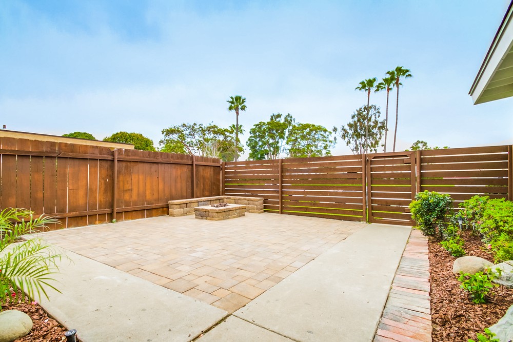 Virtual tour photo 14 of 64 for 4664 Clairemont Dr