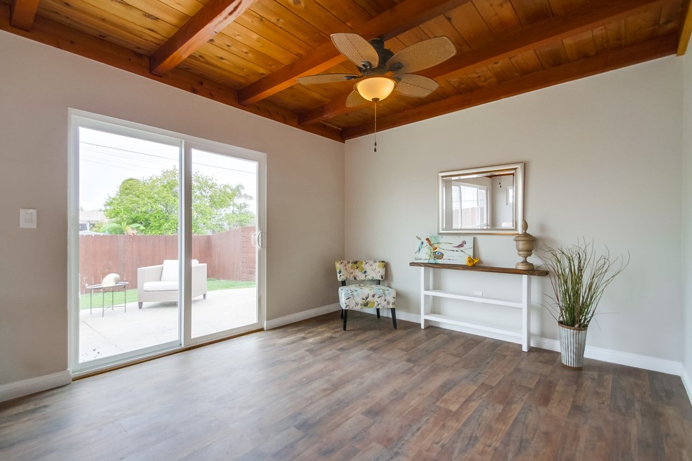 Virtual tour photo 26 of 64 for 4664 Clairemont Dr